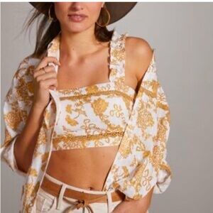 RAHI Anthropologie Cute Crop Top
